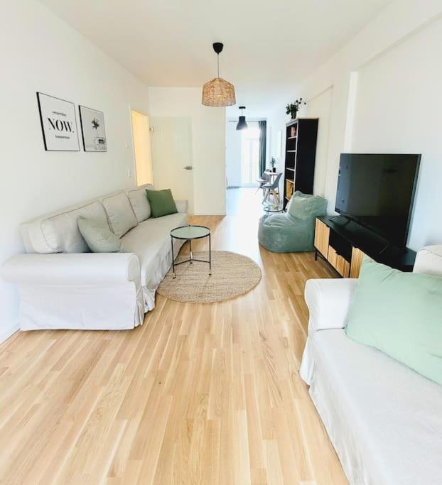 Stylisches Zentrales City-Apartment Mit 2 Balkonen 라이프치히 외부 사진