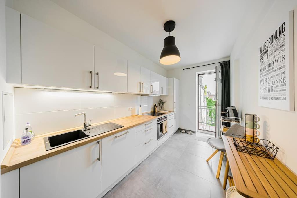 Stylisches Zentrales City-Apartment Mit 2 Balkonen 라이프치히 외부 사진