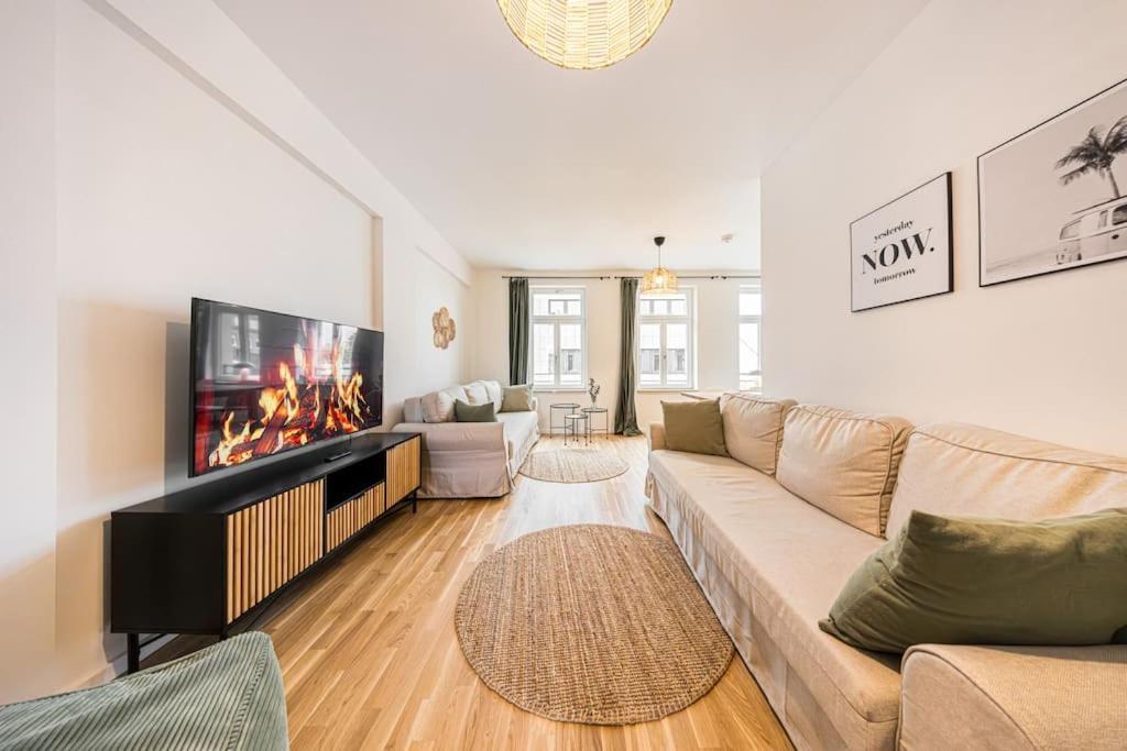 Stylisches Zentrales City-Apartment Mit 2 Balkonen 라이프치히 외부 사진